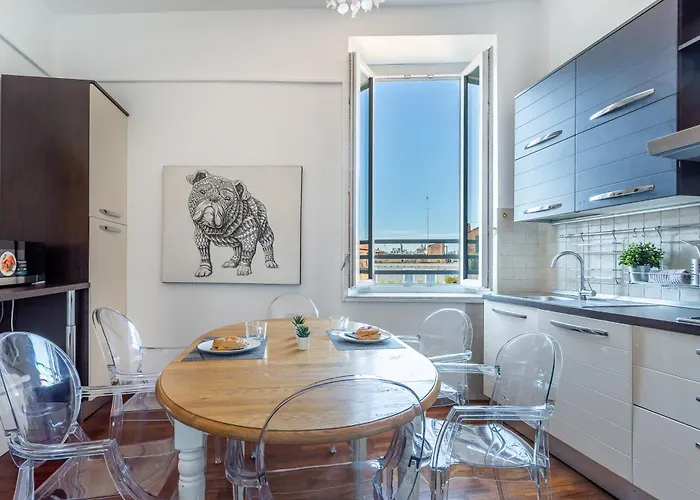 Iflat Spanish Steps Elegant & Spacious Apartment *
