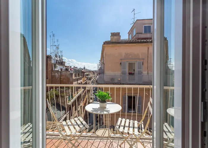 Iflat Spanish Steps Elegant & Spacious *