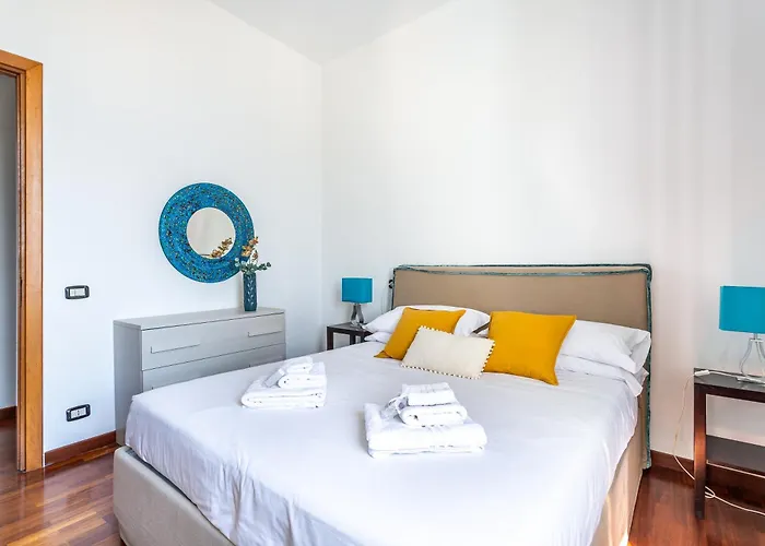 Iflat Spanish Steps Elegant & Spacious Apartment